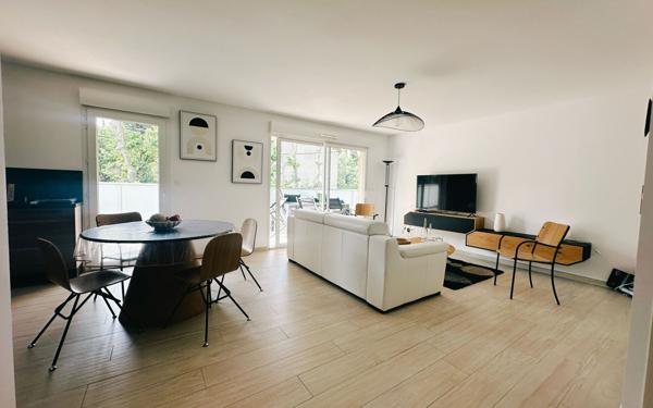 Appartement à vendre    4 pièces • 106,46 m2 Toulon