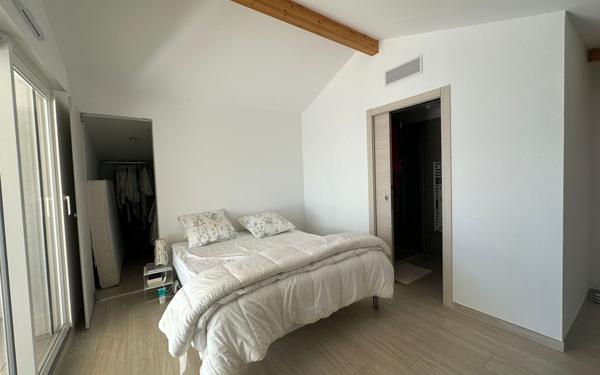 Appartement à vendre    4 pièces • 106,46 m2 Toulon