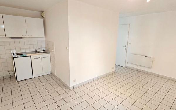 Appartement à louer    1 pièce • 25,44 m2 Buxerolles
