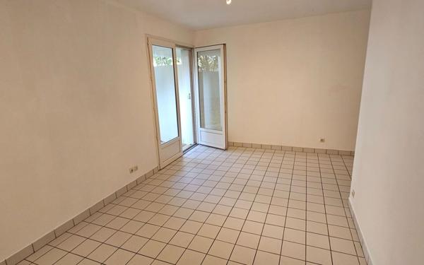 Appartement à louer    1 pièce • 25,44 m2 Buxerolles