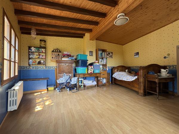 Maison
         4 pièces
        - 110 m² 799 000 € *