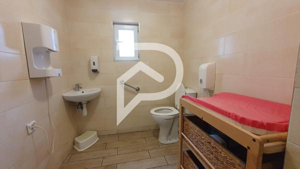 Murs 4 pièces 70 m2