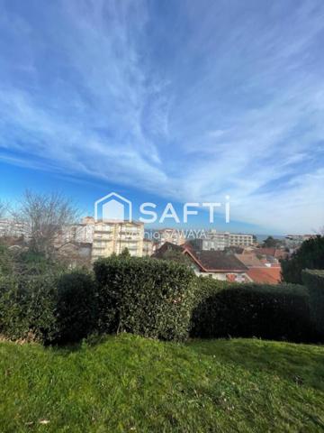 Appartement studio bien situé à rénover