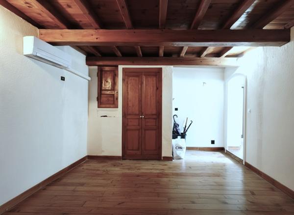 Arles (13200) Quartier Roquette, maison de ville de 134 m² au charme incontestable