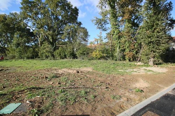 Terrain à vendre 72 300 € Saint-Benoît 701 m² DPE