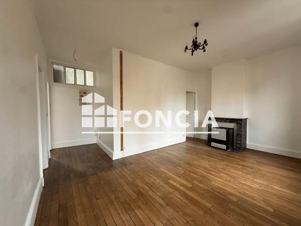 Location Appartement 3 pièces 81 m² - 91 BOULEVARD GAMBETTA Charleville Mezieres 08000