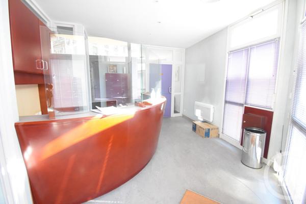 Appartement Local à vendre  3 pièces - 76 m2 VICHY - 03