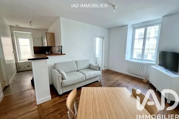 Location appartement 3 pièces 48 m² Granville