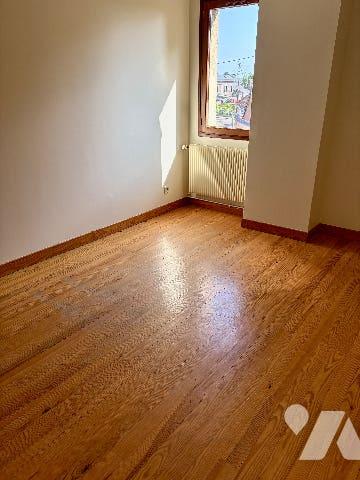 Maison au calme, fenêtres neuves !