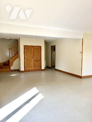 Maison au calme, fenêtres neuves !