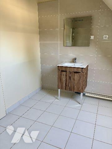 Maison au calme, fenêtres neuves !