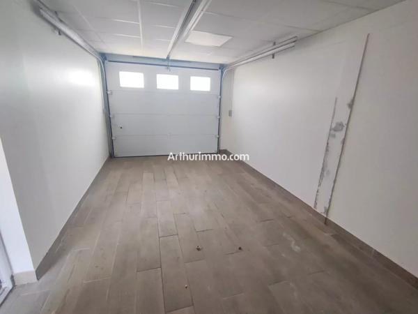 Location                                                      Appartement
                        
                     7 pièces                      155 m2                     à Sucy-en-Brie