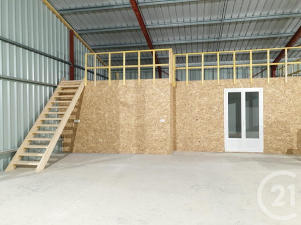 à vendre  360 m2 COURLON SUR YONNE - 89