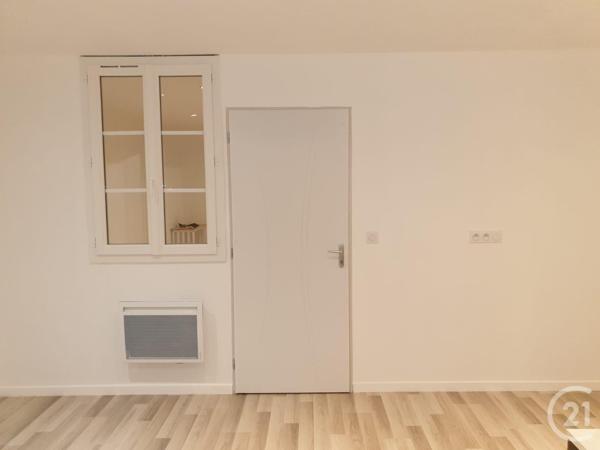 à vendre  360 m2 COURLON SUR YONNE - 89