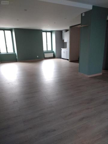 Immeuble à vendre à Fresnay-sur-Sarthe dans la Sarthe (72130), ref : MA398