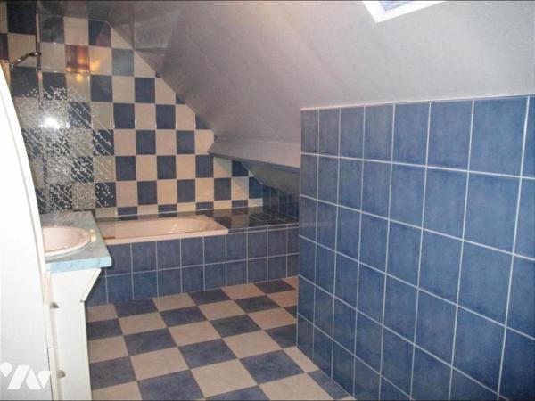 Maison avec grand terrain et dépendance - Notre-Dame du Guildo