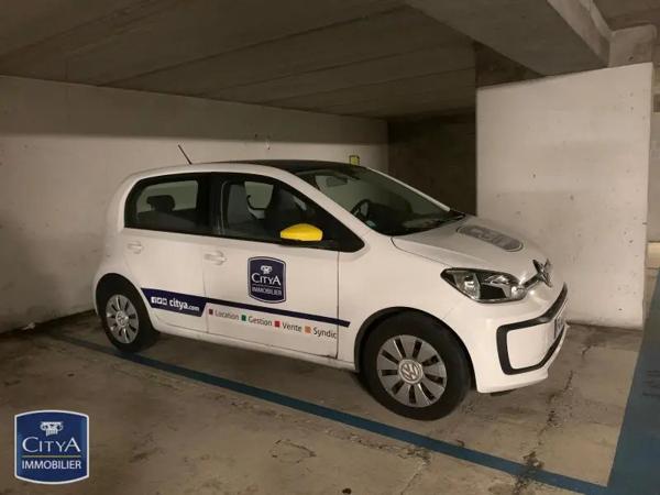 Parking à louer Tours (37000)