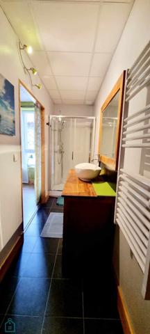 MAISON DE BOURG AUX CHARMES BUCOLIQUES