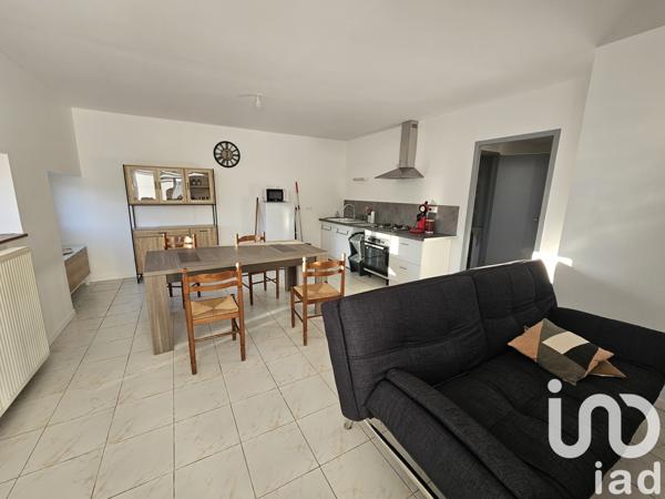 Maison de campagne 8 pièces de 276 m² à Villefagnan (16240)