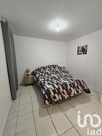 Maison de campagne 8 pièces de 276 m² à Villefagnan (16240)