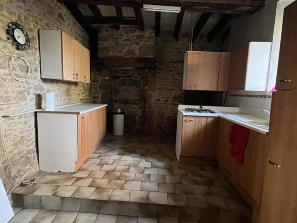 Maison à vendre à Saint-Thomas-de-Courceriers en Mayenne (53160), ref : 53078-1884