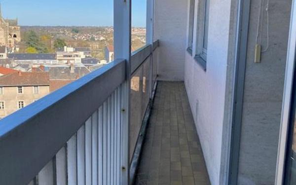 Appartement à vendre    3 pièces • 98,44 m2 Limoges