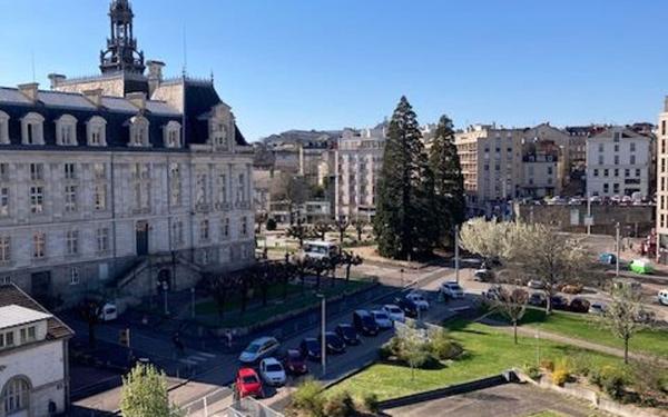 Appartement à vendre    3 pièces • 98,44 m2 Limoges