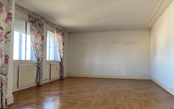 Appartement à vendre    3 pièces • 98,44 m2 Limoges