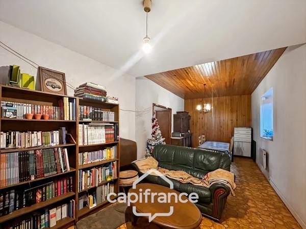 Authentique maison en pierre 10 pièces 220m² avec dépendances et parc arboré