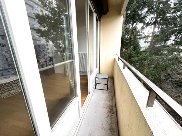LOCATION : appartement 3 pièces (60 m²) à SAINT ETIENNE