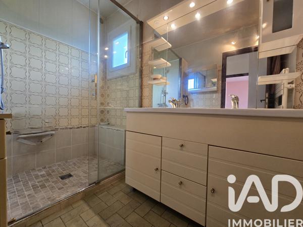 Maison à vendre 5 pièces 108 m² Nîmes