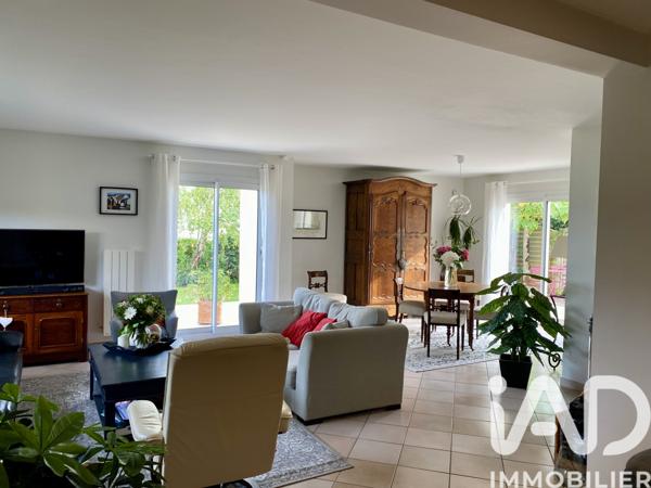 Maison à vendre 6 pièces 149 m² Saint-Sébastien-sur-Loire