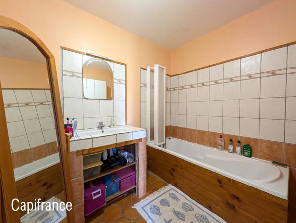🏡 Longère familiale – 4 chambres – 2700 m² de terrain arboré – 5 min de Ploërmel / 25 min de Vannes