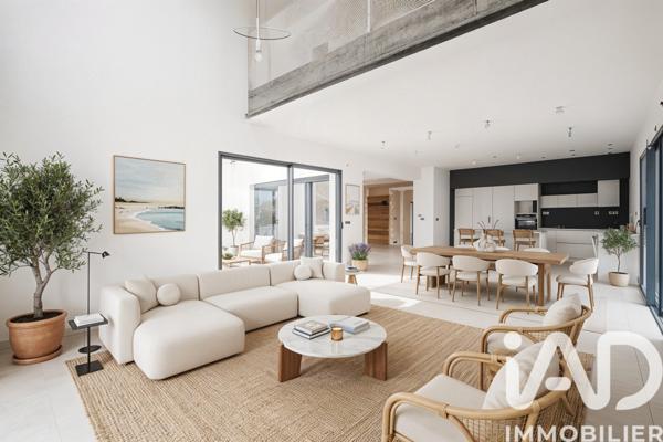 Maison à vendre 7 pièces 264 m² Seyssins