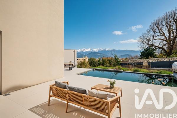 Maison à vendre 7 pièces 264 m² Seyssins