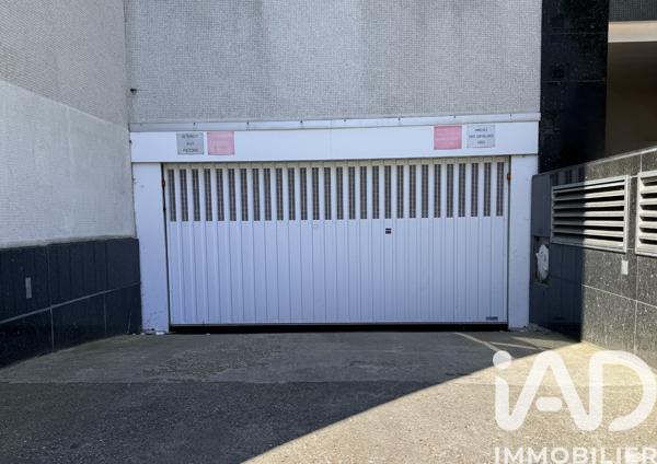 Parking à vendre 14 m² Paris 19