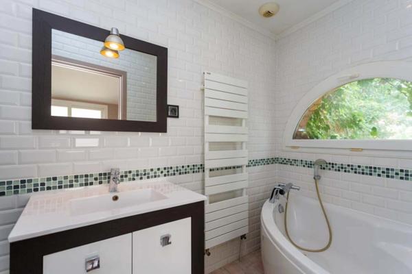À vendre en exclusivité – Immeuble de rapport en plein cœur de PARAY LE MONIAL (71)