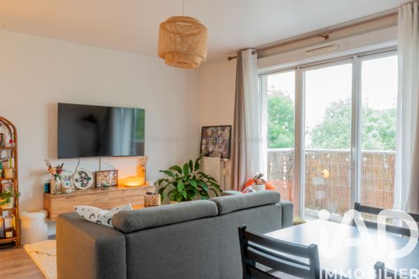 Location appartement 2 pièces 43 m² Évry-Courcouronnes