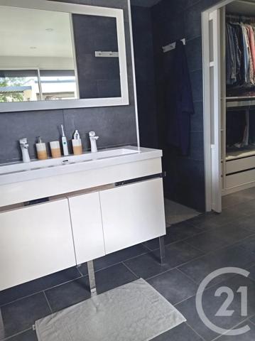 Maison à vendre  6 pièces - 203,82 m 2   BEFFES  - 18