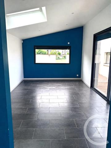 Maison à vendre  6 pièces - 203,82 m 2   BEFFES  - 18