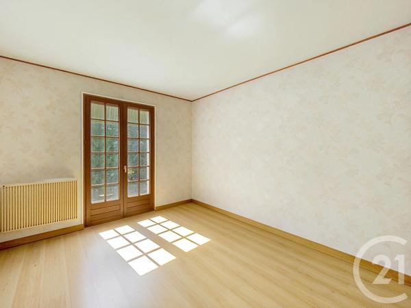 Maison à vendre  6 pièces - 181 m 2   NEMOURS  - 77