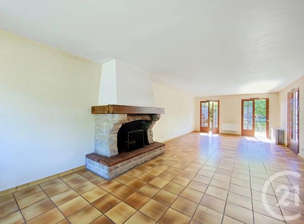 Maison à vendre  6 pièces - 181 m 2   NEMOURS  - 77