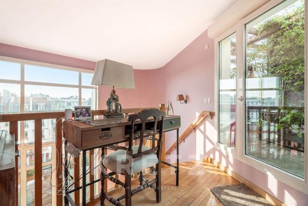 Paris 18ème - Duplex dernier étage - Jules Joffrin - Appartement avec Rooftop en excellent état