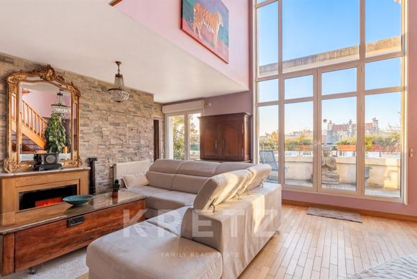 Paris 18ème - Duplex dernier étage - Jules Joffrin - Appartement avec Rooftop en excellent état