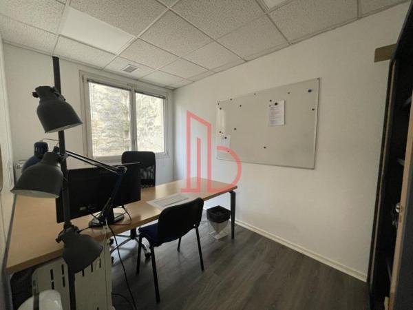 Bureau de 284 m² à louer à Bordeaux Centre