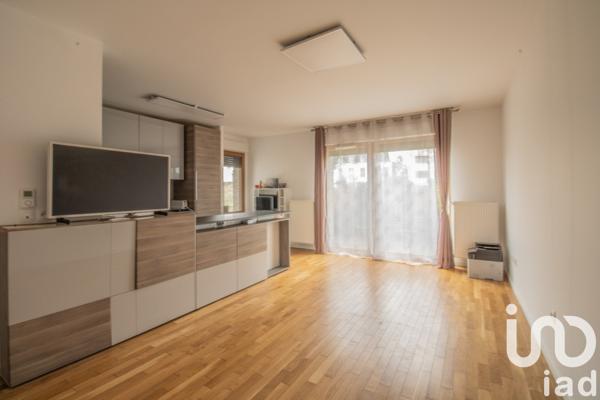 Appartement 3 pièces de 69 m² à Fontenay-sous-Bois (94120)