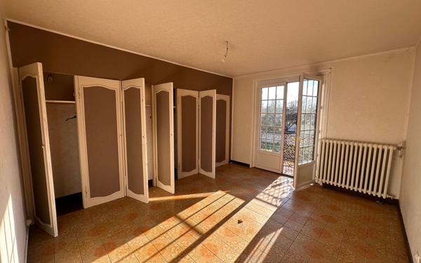 Maison à vendre    6 pièces • 220 m2 Villenave-d'Ornon