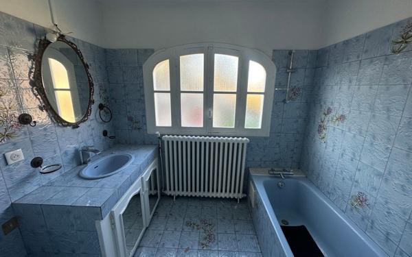 Maison à vendre    6 pièces • 220 m2 Villenave-d'Ornon