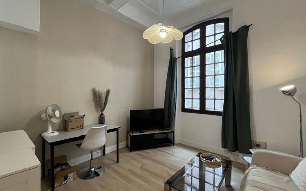 Appartement à louer    2 pièces • 29,84 m2 Toulon