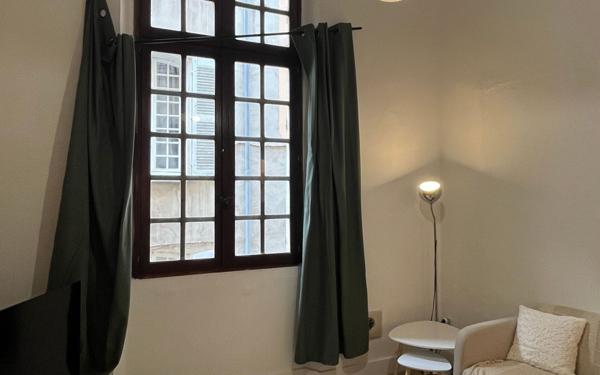 Appartement à louer    2 pièces • 29,84 m2 Toulon